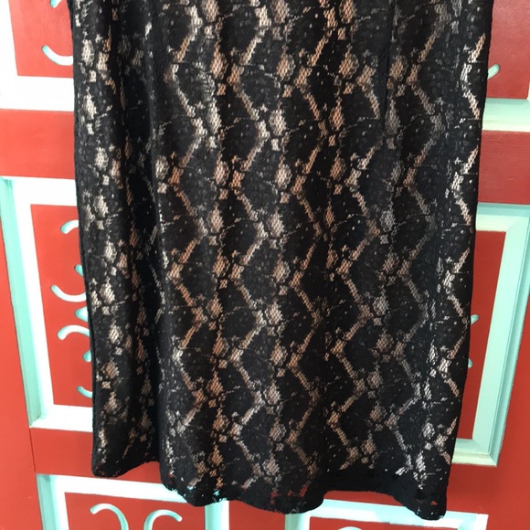 Black & Cream Lace Dress Size XL - Picture 3 of 8